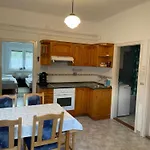 Kiskatona Vendeghaz Tatil Evi *