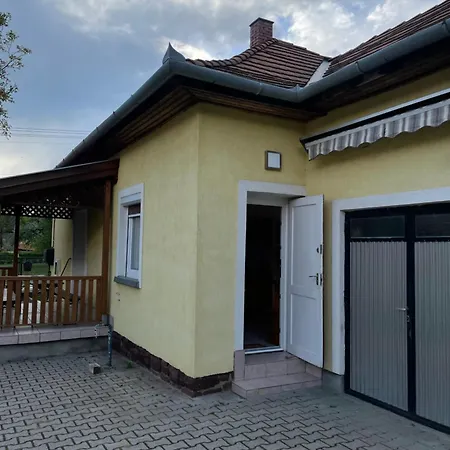Holiday home Kiskatona Vendeghaz Balatonkenese