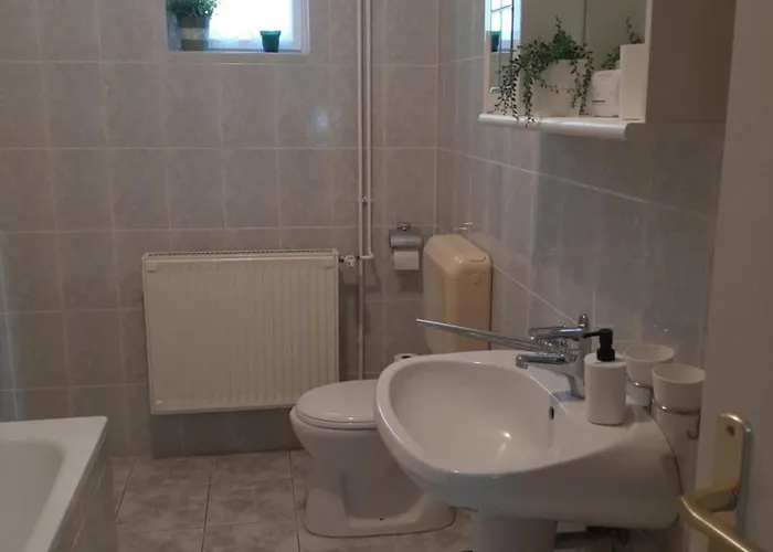 Kiskatona Vendeghaz Feriehus *