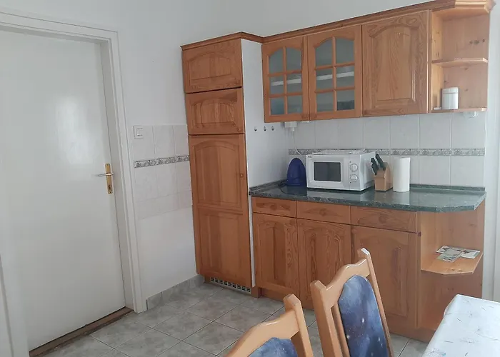 Kiskatona Vendeghaz Feriehus Balatonkenese